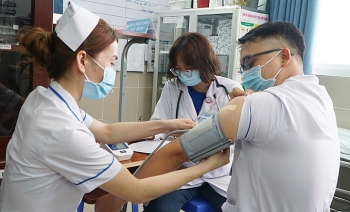 hcmc to start covid 19 mass vaccination covering 8000 people